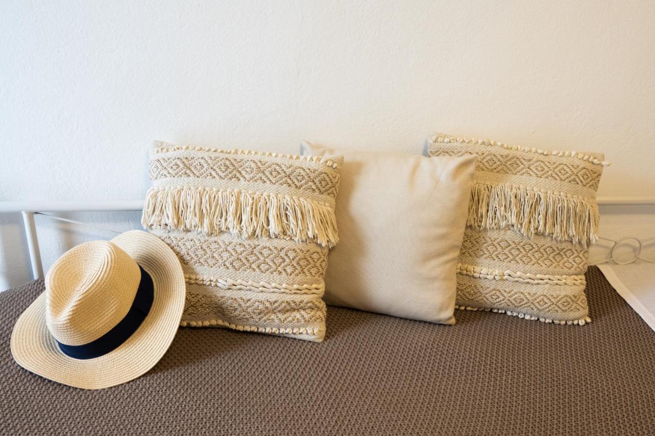 Whitelist Suite & Maisonette III In Mykonos Town Bagian luar foto