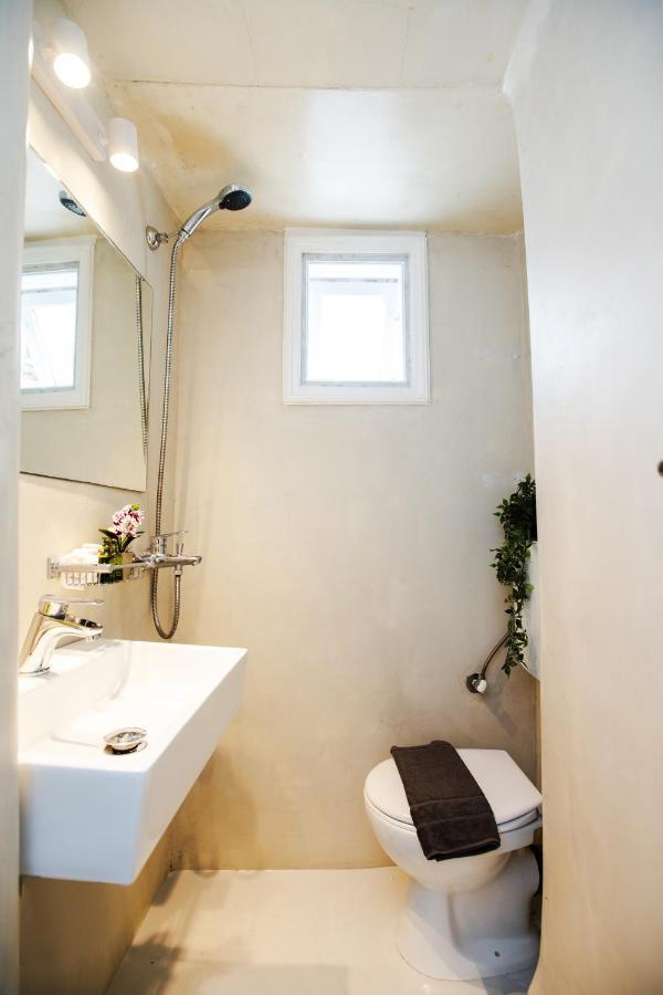 Whitelist Suite & Maisonette III In Mykonos Town Bagian luar foto