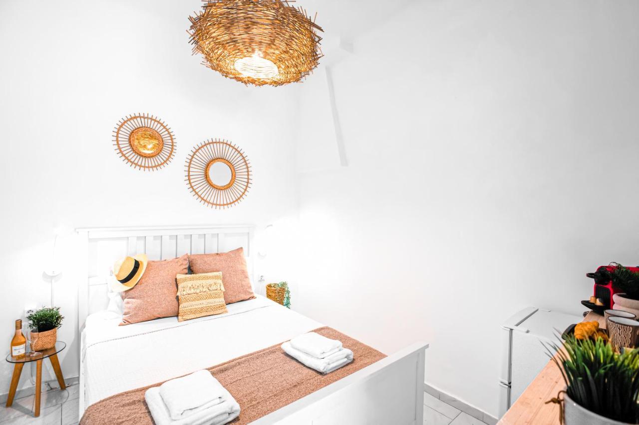 Whitelist Suite & Maisonette III In Mykonos Town Bagian luar foto