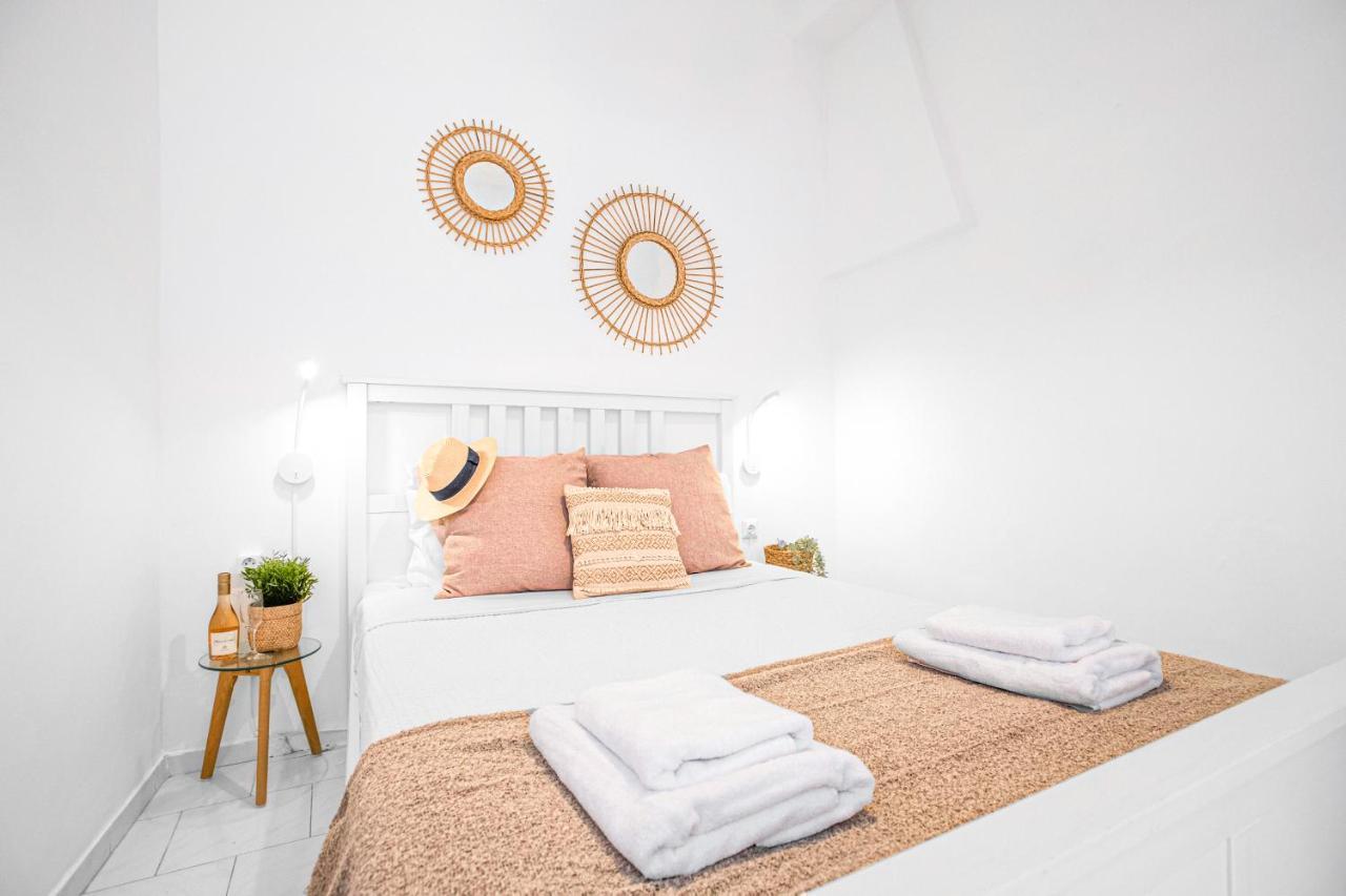 Whitelist Suite & Maisonette III In Mykonos Town Bagian luar foto